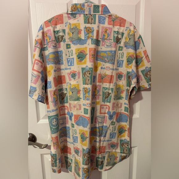 RSVLTS Walt Disney World Attractions Characters 2026 Disney Parks Shirt XL - Picture 2 of 3